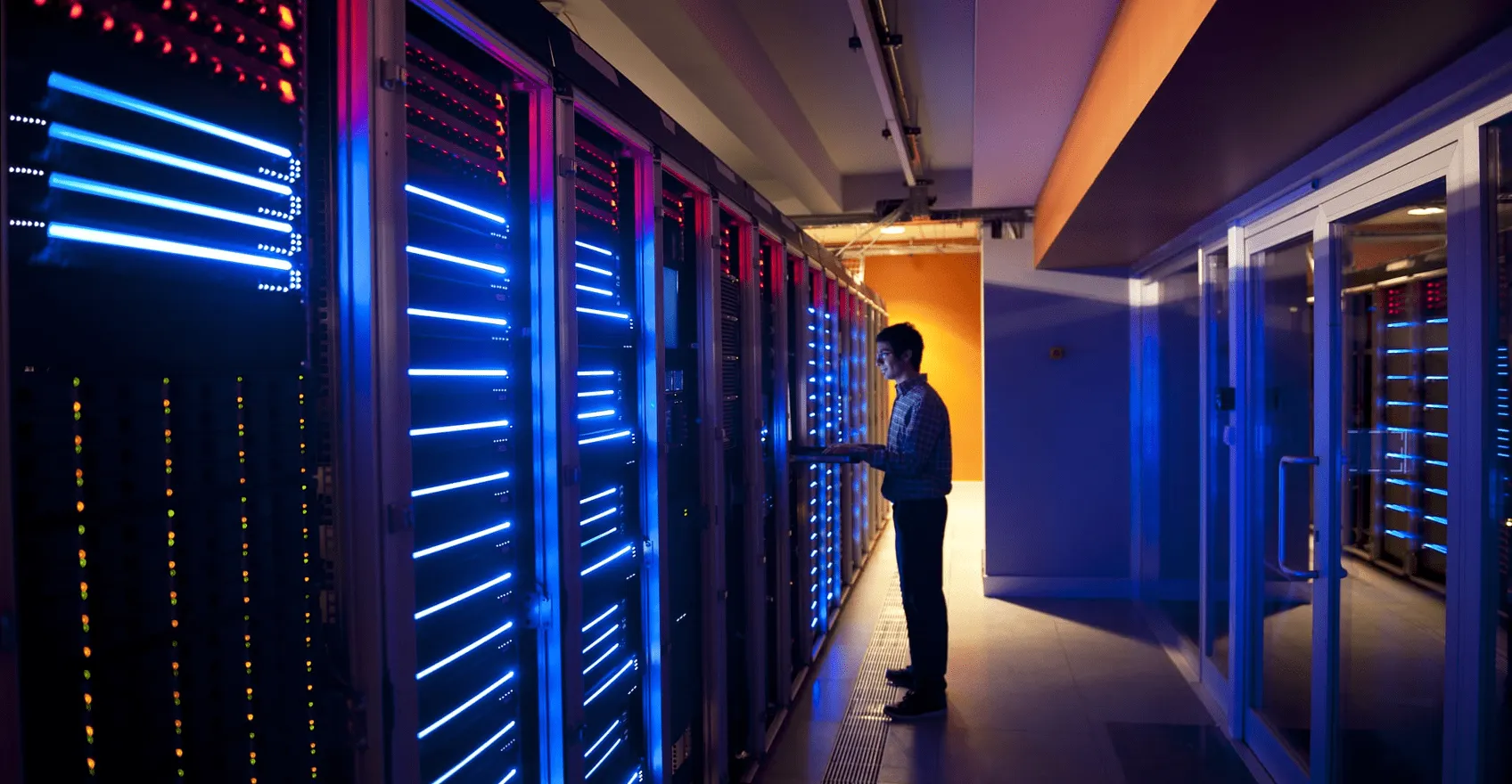 Що таке реселерський хостинг і як вебстудії можуть на ньому заробляти у 2025 році